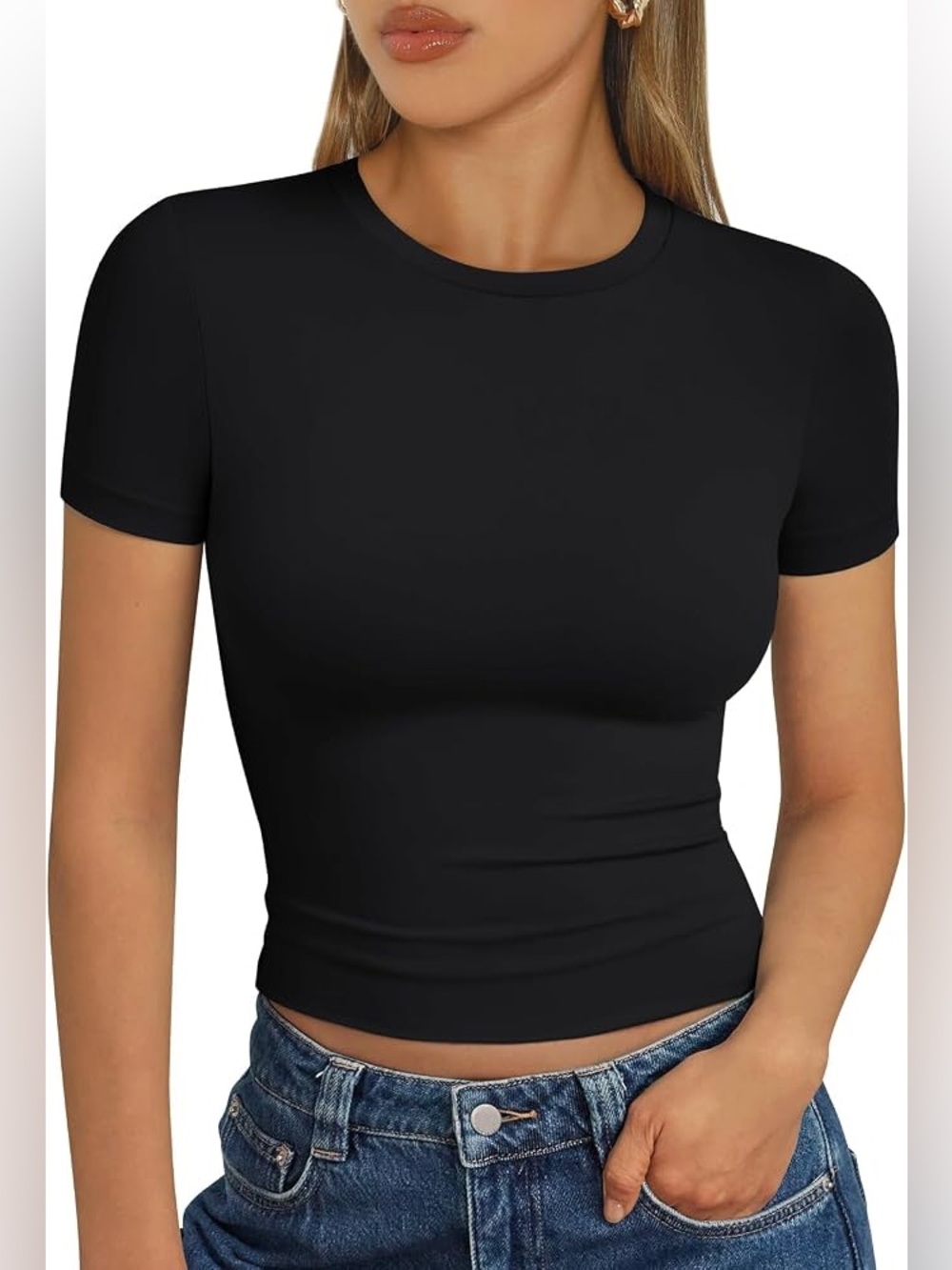 Trendy Queen Essential Black Short Sleeve Crewneck Tee - Women